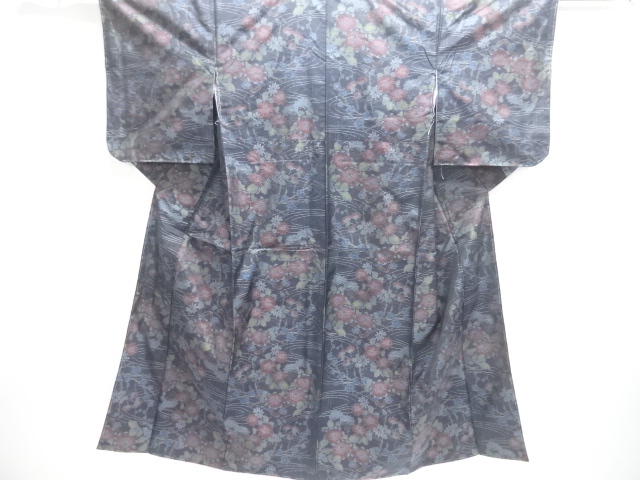 JAPANESE KIMONO / DORO OSHIMA TSUMUGI / WOVEN KIKU & STREAM WATER 